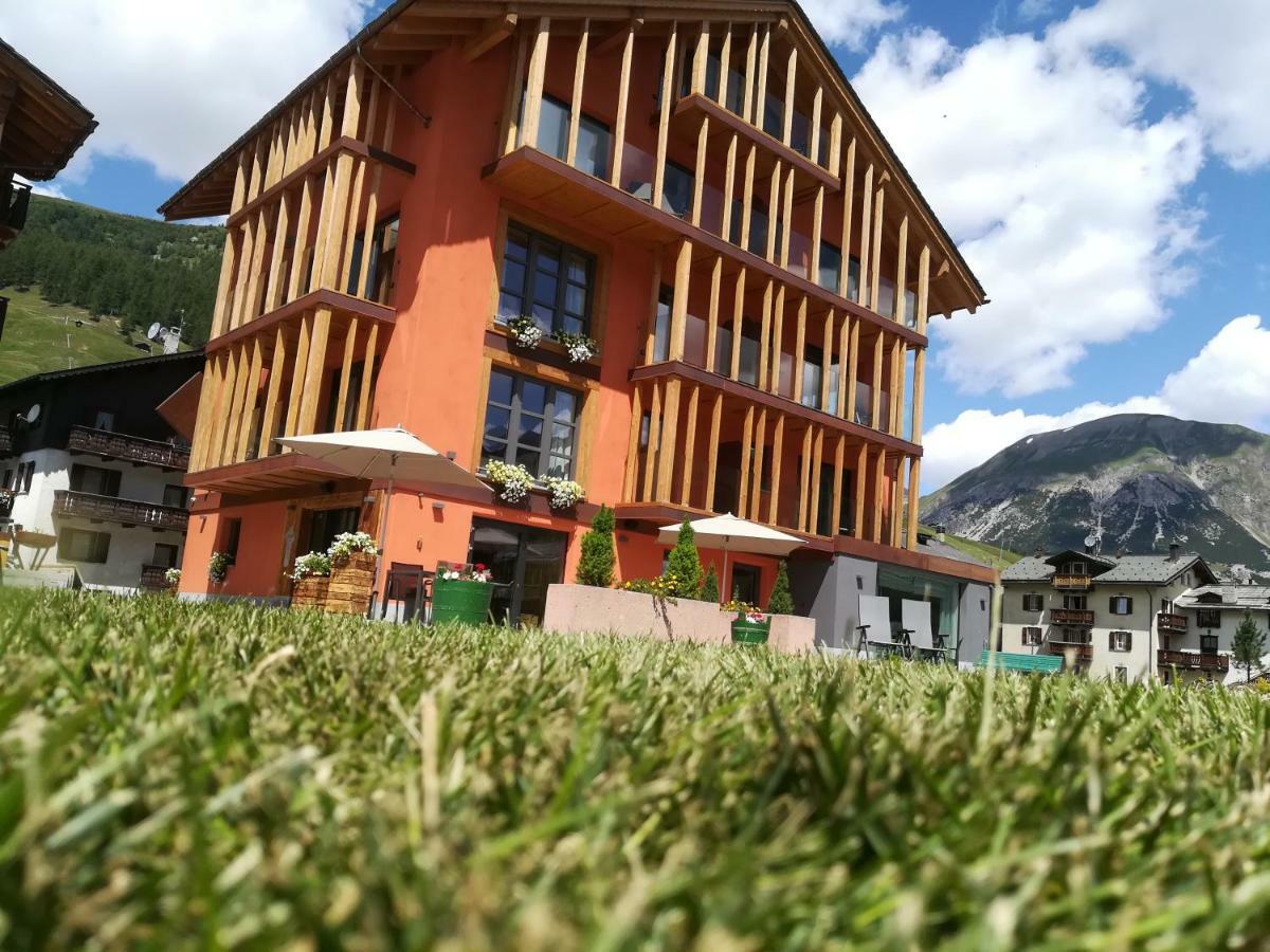 Hotel Roberta Alpine Adults Only Livigno Exterior foto